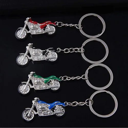 Vista 4 de VOSAREA Llavero con forma de motocicleta, 4 piezas, llavero para automóvil, bolso colgante (color al azar), Negro Azul Rojo Verde
