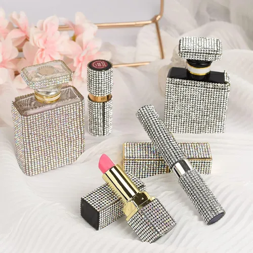 Vista 5 de 4 Rollos de Cinta Autoadhesiva de Diamantes de Imitación de Cristal, Cinta de Diamantes Bling con Adhesivos de 2 mm para Manualidades, Boda, AB