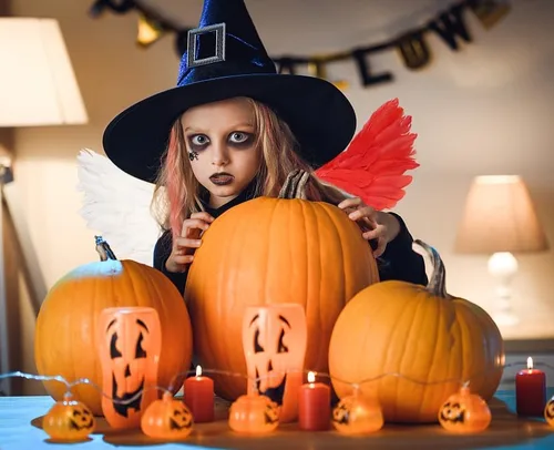 Vista 6 de Hying Alas de diablo blancas y rojas para adultos y niñas, disfraz de diablo de plumas para niños y mujeres, fiesta de Halloween, cosplay, disfraz