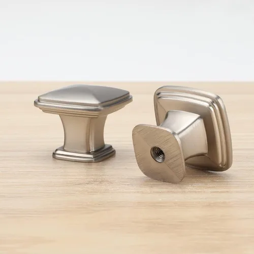 Vista 4 de homdiy Paquete de 5 pomos de gabinete de cocina de níquel cepillado para cajones, herrajes cuadrados sólidos plateados para gabinetes de tocador
