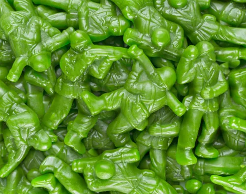 Vista 3 de Fruidles Green Apple Patriotic U.S. Army Guys Gummi Candy Military Heroes Freedom Fighters - Deliciosos caramelos de gomita, aperitivos divertidos