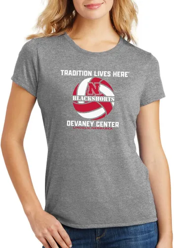 Vista 37 de CornBorn Elige tu diseño: camisetas prémium de voleibol de Nebraska para mujer