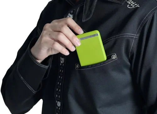 Vista 5 de ZENLET The Ingenious Wallet con tarjeta de bloqueo RFID, Rojo), RD_G