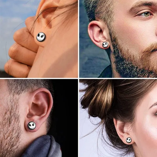 Vista 4 de SIISPRI Aretes de acero inoxidable quirúrgico 316L Jack Skellington con botón redondo (0.394 in)