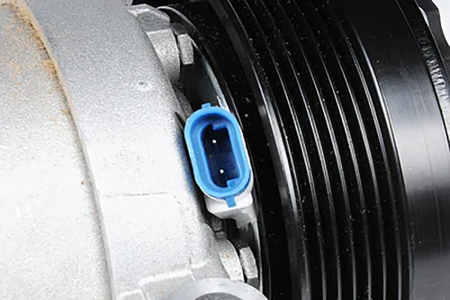 Vista 3 de GM Genuine Parts 15-22124 (89019367) Compresor de aire acondicionado