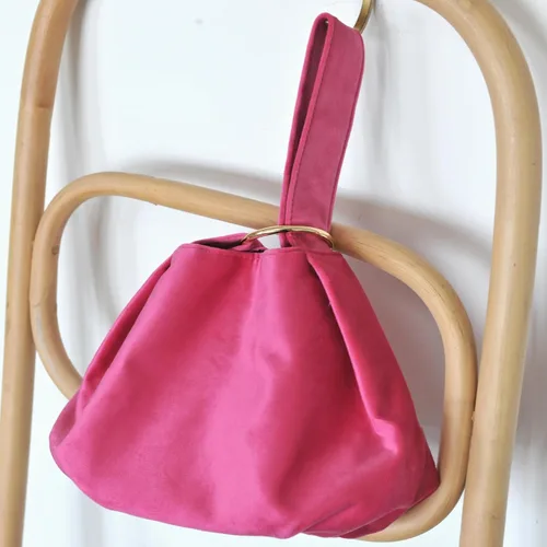Vista 2 de Bolso de mano pequeño de terciopelo con asa superior para mujer