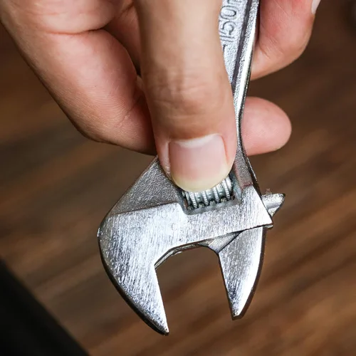 Vista 4 de Mr. Pen - Llave pequeña, ajustable, 6 pulgadas, mandíbula hexagonal que se abre a 3/4 pulgadas, hecha de acero al carbono tratado térmicamente La