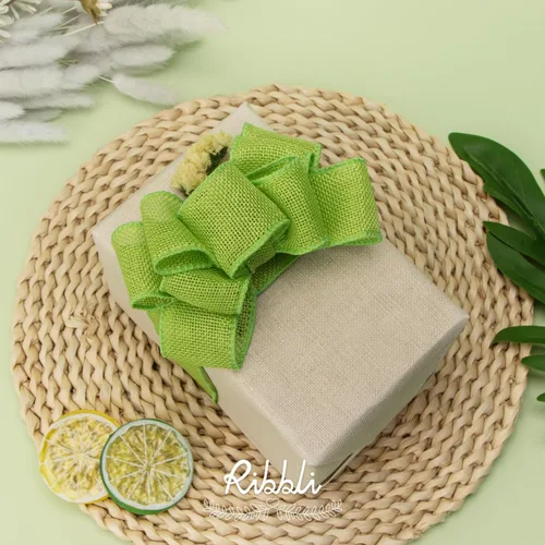 Vista 3 de Ribbli Cinta con alambre de arpillera verde manzana, 1-1/2 pulgadas x 10 yardas, cinta con borde con alambre para lazo grande, corona, decoración