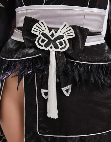 Vista 6 de miccostumes Disfraz de cosplay para mujer, conjunto de kimono negro con medias y banda para el cabello