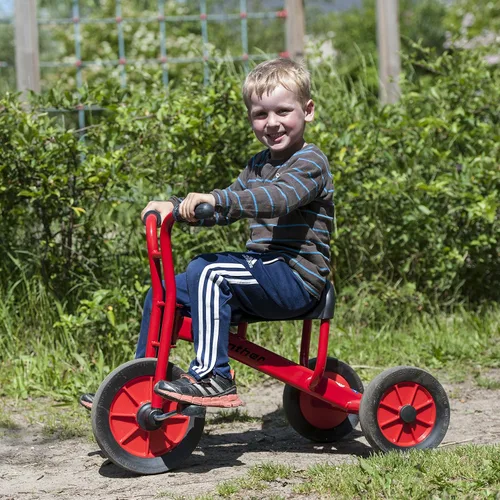 Vista 4 de Winther Viking Tricycle Kids Ride On, rojo, mediano, 24.5 pulgadas