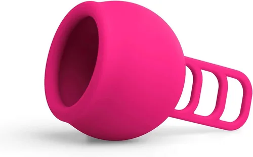 Vista 2 de Merula Taza Fresa (Rosa) - La Copa Menstrual Talla Única