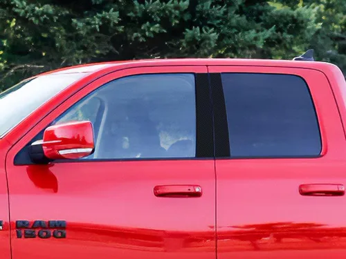 Vista 10 de Rvinyl Kit de moldura de ventana precortada para poste de pilar en aluminio negro cepillado compatible con Ram 1500 2011-2018 Crew/Quad/Extended