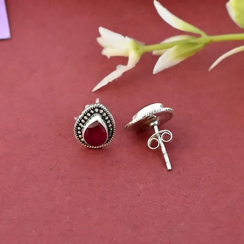 Vista 4 de Universe Kart Juego de aretes tipo dormilona para mujer en plata de ley 925, delicados aretes únicos para la oficina, uso diario, joyería simple