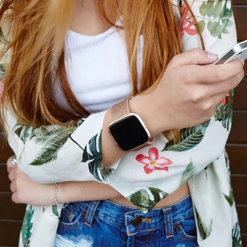 Vista 4 de Paquete de 8 correas deportivas compatibles con Fitbit Versa 2, correas de repuesto clásicas de silicona suave para reloj inteligente Fitbit Versa 2
