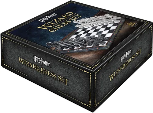 Vista 8 de Juego de ajedrez de Harry Potter de The Noble Collection