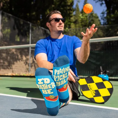 Vista 6 de Lavley Divertidos calcetines de pickleball para adultos, regalos geniales para hombres, mujeres y adolescentes, talla única