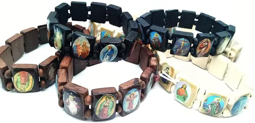 Vista 8 de Fnjuucw - 4 pulseras de madera de Jesús rosario, pulsera elástica de madera pequeña, con imágenes de santos religiosos Jesús, regalo para hombres