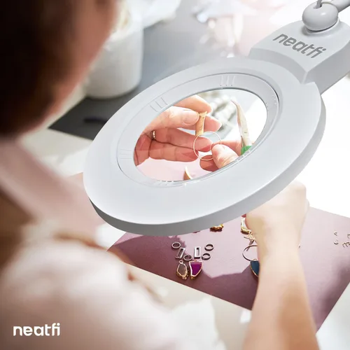 Vista 5 de Neatfi (Nuevo modelo) Lámpara de aumento LED de 1200 lúmenes con abrazadera, 8 dioptrías, control de temperatura de color correlacionado, 12W, 120