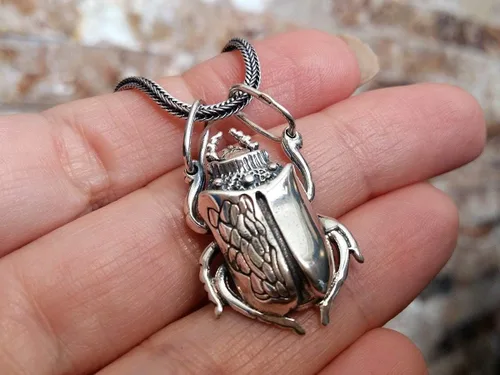 Vista 8 de 925 Sterling Silver Egyptian Scarab Beetle Necklace - Attract Money Wealth Amulet - Ancient Egypt Good Luck Talisman - Realistic Detailed Bug