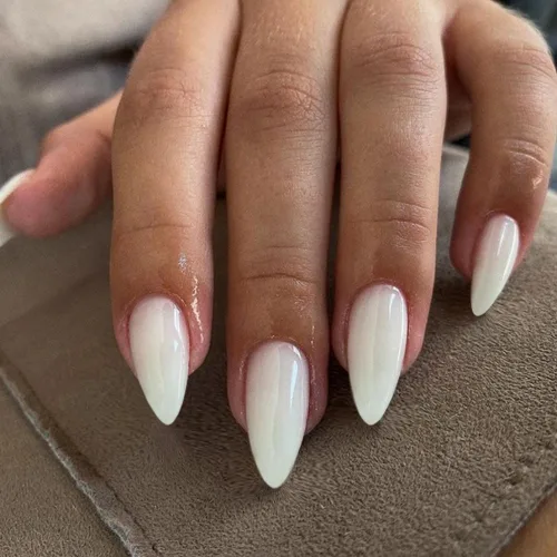 Vista 32 de Uñas postizas de presión con forma de almendra rosa de longitud media estilo stiletto, uñas artificiales de gel suave reutilizables acrílicas