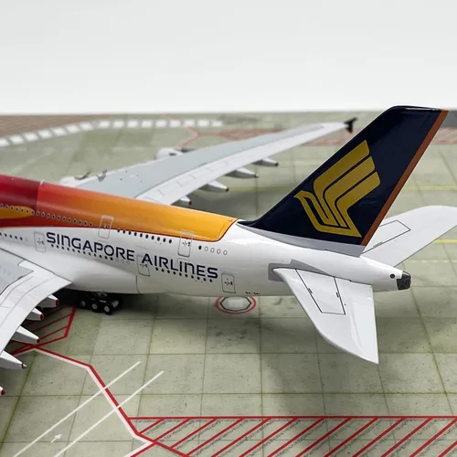 Vista 5 de Modelo de aleación de avión fundido a presión, modelo de avión 1/400 Singapore Airlines A380-800, juguetes y decoraciones para adultos, 7.9 x 4.6