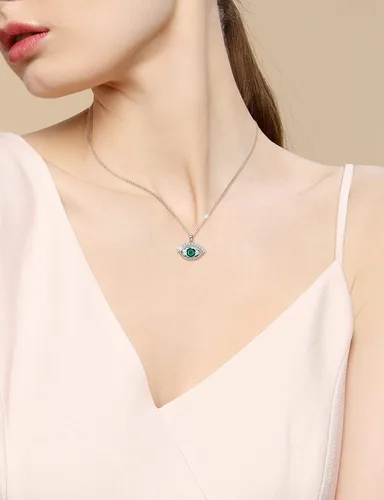 Vista 3 de Richapex Evil Eye Necklace for Women 18K Silver Plated Necklace Pure Crystal Eye Pendant Protection Necklace Ojo Turco Turkish Amulet Luck Gifts