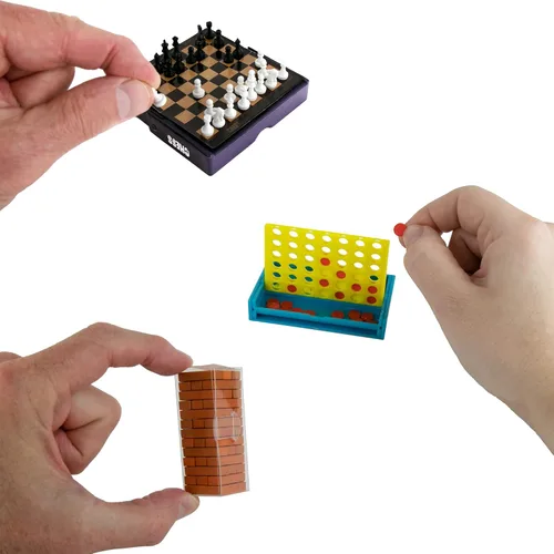 Vista 2 de Worlds Smallest Juego de 3 juegos de ajedrez de estrategia - Connect 4 - J Blocks - Plus Emoji Sticker Set