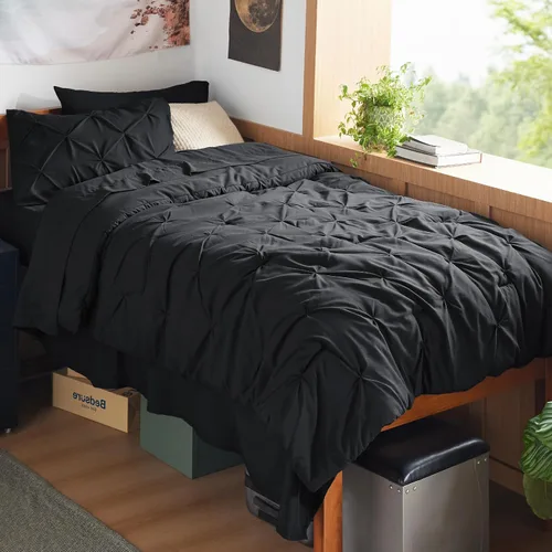 Vista 9 de Bedsure - Juego de edredón tamaño individual gris - Ropa de cama tamaño individual en una bolsa de 5 piezas, juego de cama Pintuck GentleSoft™
