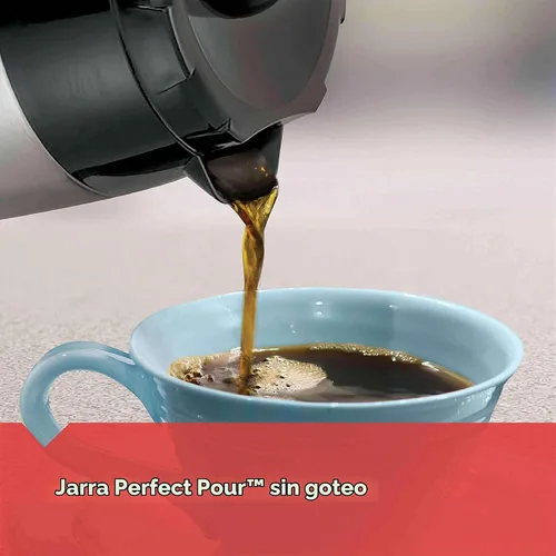 Vista 5 de Black+Decker Cafetera térmica, 12 tazas, programable, controles digitales, negro y plateado, CM2036SC