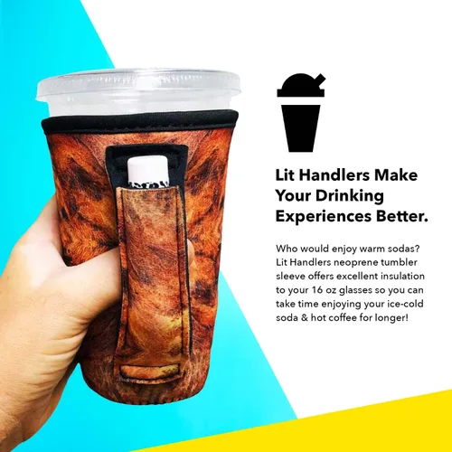 Vista 4 de Drink Handlers - Manipulador de vasos y tazas de café de 16 a 20 onzas Cuadros rojos con leopardo