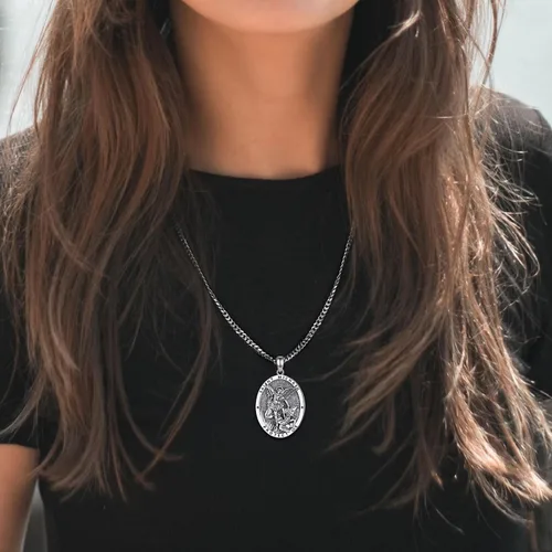 Vista 8 de INFUSEU Regalos religiosos únicos para hombres y mujeres, collares con colgante de San Miguel, San Cristóbal, San Benito, Virgen María