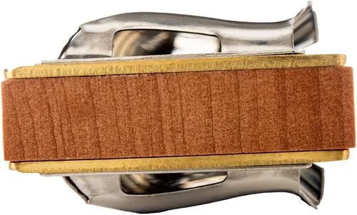 Vista 7 de Hohner Marine Band 1896 Classic Harmonica - Paquete de llave de C # con funda, calcomanías para llaves, manual de instrucciones y paño de pulido
