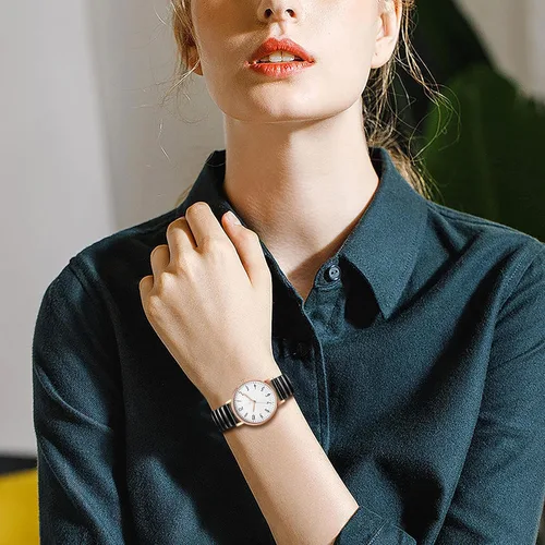 Vista 2 de OIDEA Relojes de mujer con correa elástica: relojes de pulsera de gran tamaño con números arábicos analógicos de cuarzo para mujer, banda elástica