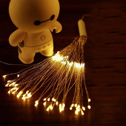 Vista 4 de Luces LED remotas de fuegos artificiales con forma de explosión de cobre, 4 conexiones en total, 480 luces LED parpadeantes, 8 modos con control