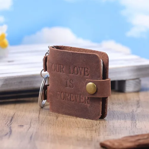 Vista 4 de Jewelstruck Llavero personalizado con 510 imágenes, llavero de fotos personalizado, mini álbum de fotos retro conmemorativo para pareja BFF