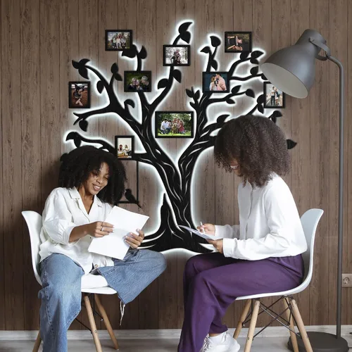 Vista 2 de JustLikeWood Calcomanías de pared de árbol genealógico de madera 3D LED de 51 x 50 pulgadas con marco, decoración de pared para sala de estar