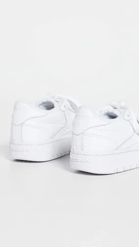 Vista 4 de Reebok Tenis dobles Club C para mujer, Transparente