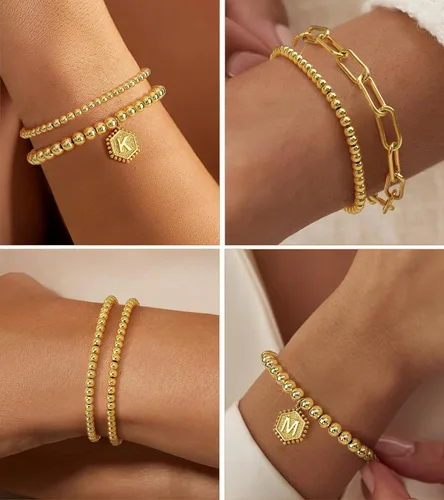 Vista 4 de doubgood - Pulseras de cuentas doradas para mujer, apilables, elásticas, chapadas en oro auténtico de 14 quilates, con dije de letras