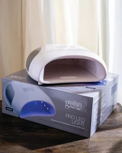 Vista 4 de Gelish Pro LED Light – Professional Gel Nail Lamp, Fast Drying Nail Dryer, Compact & Portable UV/LED Light for Home & Salon Use, Pedicure-Friendly