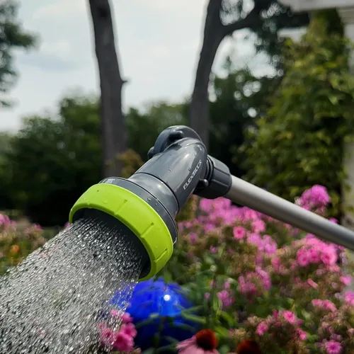 Vista 4 de Flexzilla Boquilla de jardín - Varita de riego ajustable de 3 patrones de 28", NFZG70, ZillaGreen™