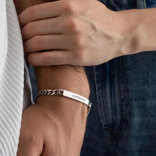 Vista 7 de LeCalla Pulsera personalizada con nombre de identificación personalizada grabada Pulsera de identificación de barra de eslabones para hombre