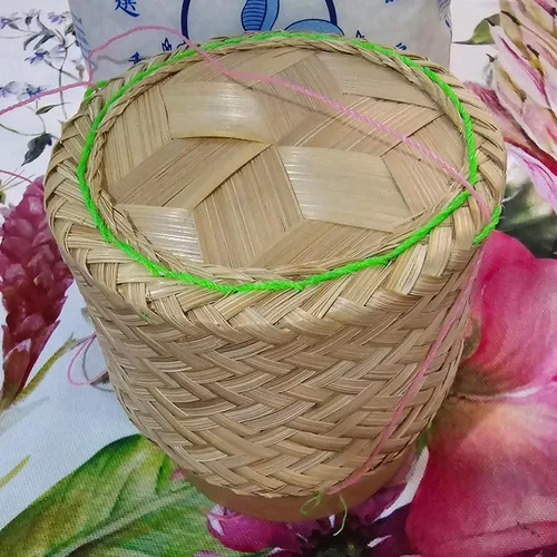 Vista 5 de Cesta de arroz pegajosa Contenedor pequeño Kratip Tazón para servir tailandés Arroz de bambú Tailandés Laos Tejido Tradicional Wickerwork Servir