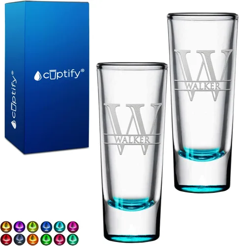 Vista 80 de Vaso de chupito personalizado con fondo negro personalizado de 2 oz, vasos de chupito cordiales con inicial y nombre en script dividido