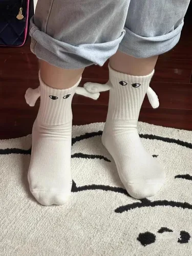 Vista 5 de 2 pares de calcetines de mano para parejas y amigos, calcetines magnéticos tomados de la mano, calcetines para parejas, regalo para parejas, amigos