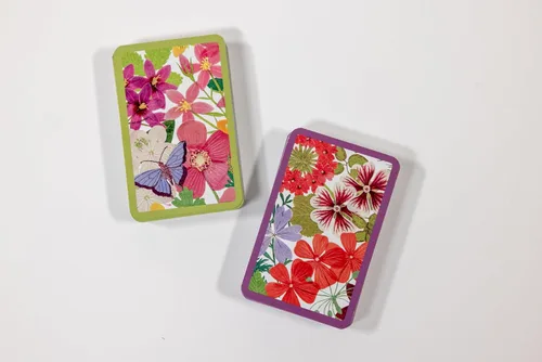 Vista 2 de Caspari Naipes Jumbo Bridge – Halsted Floral, 2 mazos, cartas de tamaño puente en caja de regalo, tipo jumbo, elegante diseño botánico