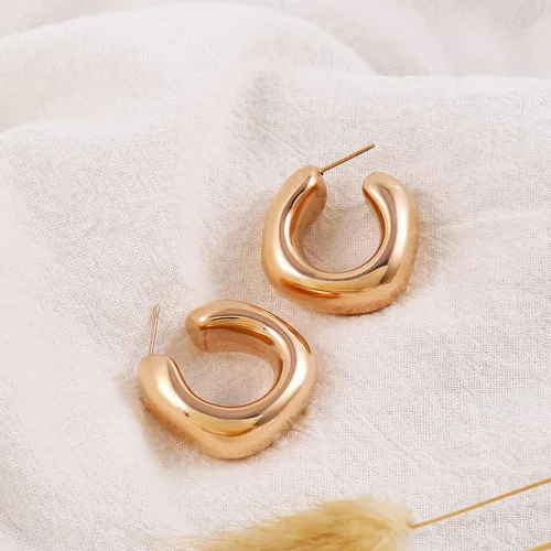 Vista 6 de Aretes de aro gruesos chapados en oro de 14 quilates, ligeros y gruesos para mujer, Acero inoxidable, No es una piedra preciosa