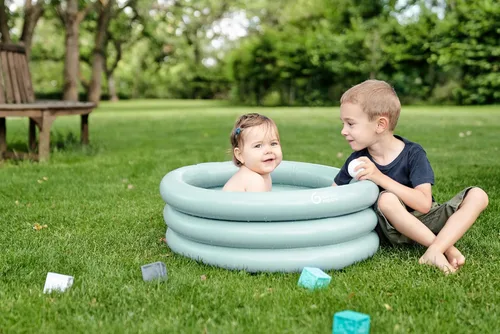 Vista 6 de Babymoov Bañera y piscina inflable: segura, portátil y crece con el bebé (desde 0+ inserto para recién nacido incluido)
