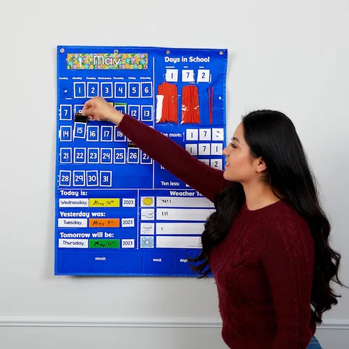 Vista 8 de All About Today cuadro de bolsillo con calendario