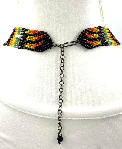 Vista 3 de Conjunto de joyería de diseño de pata de oso y tortuga Collar, aretes, pulsera hecha a mano
