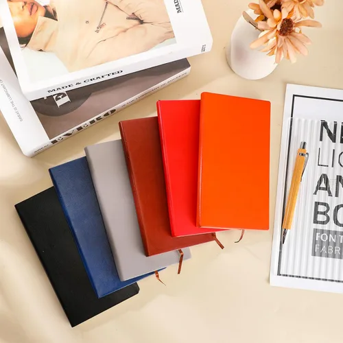 Vista 4 de Kosiz 50 cuadernos de bolsillo a granel de 4 x 7 pulgadas, pequeños cuadernos forrados de cuero, mini bloc de notas a rayas para escribir 200